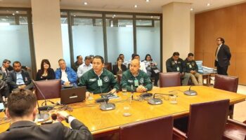Nueva sesión de comisión que revisa proyecto de mejoramiento de carrera funcionaria